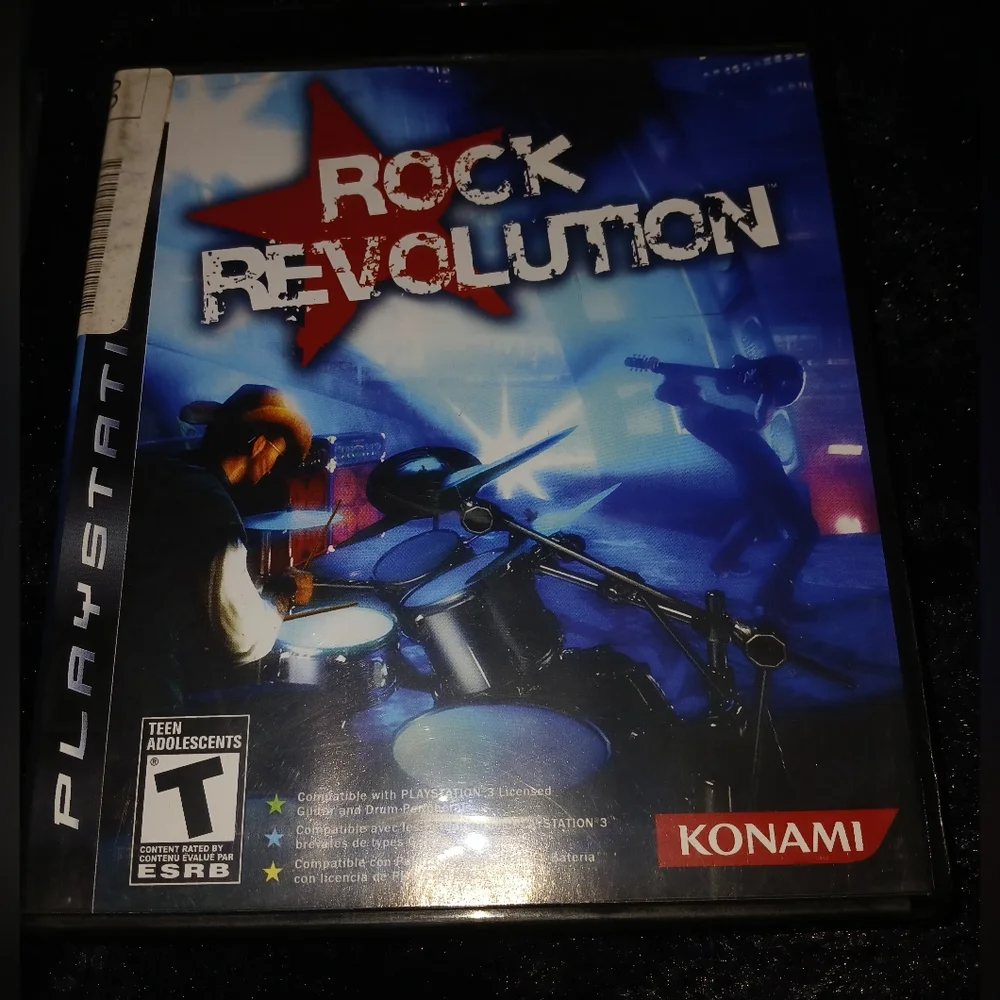 5 Disc Lot Video Game Collection - Black Cases